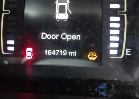 2015 Jeep Cherokee Latitude z USA, uszkodzony, nr VIN 1C4PJMCS6FW755434